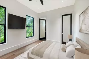 1429 N Lake Shore Dr, Sarasota, FL 34231 - Photo 27