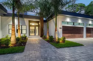 1429 N Lake Shore Dr, Sarasota, FL 34231 - Photo 3