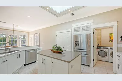 5165 Sandy Cove Avenue, Siesta Key, FL 34242 - Photo 21