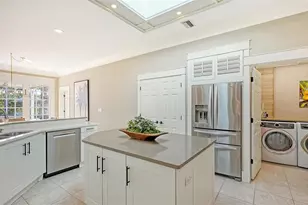 5165 Sandy Cove Ave, Siesta Key, FL 34242 - Photo 21