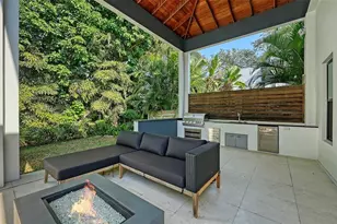 1421 N Lake Shore Dr, Sarasota, FL 34231 - Photo 23