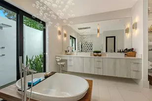 1421 N Lake Shore Dr, Sarasota, FL 34231 - Photo 15