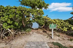 836 Evergreen Way, Longboat Key, FL 34228 - Photo 11