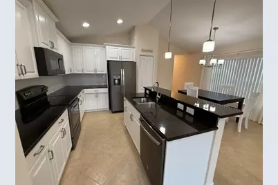 4015 Cottage Hill Avenue, Parrish, FL 34219 - Photo 7