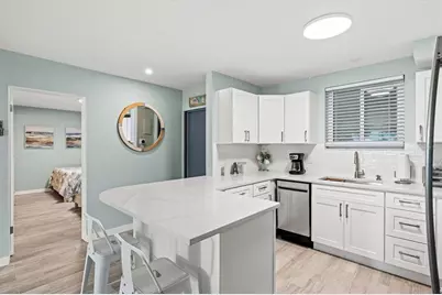 500 S Washington Drive #2A, Sarasota, FL 34236 - Photo 3