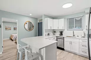 500 S Washington Dr, Sarasota, FL 34236 - Photo 3