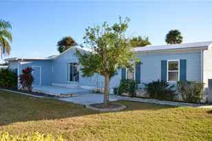 8476 Imperial Cir, Palmetto, FL 34221 - Photo 9