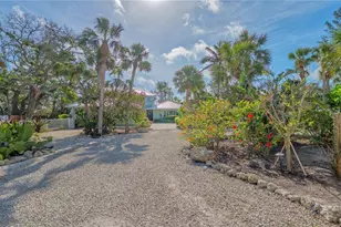 1042 N Casey Key Rd, Osprey, FL 34229 - Photo 5