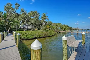 1042 N Casey Key Rd, Osprey, FL 34229 - Photo 5