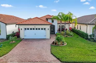 2009 6th St E, Palmetto, FL 34221 - Photo 3