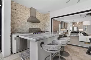 2009 6th St E, Palmetto, FL 34221 - Photo 41