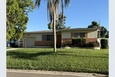 3676 Abington Avenue S, Saint Petersburg, FL 33711 - Photo 1