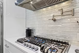 4811 Glenbrooke Dr, Sarasota, FL 34243 - Photo 23