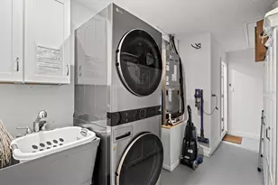 4811 Glenbrooke Dr, Sarasota, FL 34243 - Photo 45