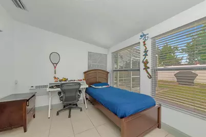 3281 Dante Drive, Sarasota, FL 34235 - Photo 27