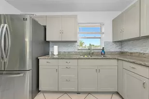 3281 Dante Dr, Sarasota, FL 34235 - Photo 11