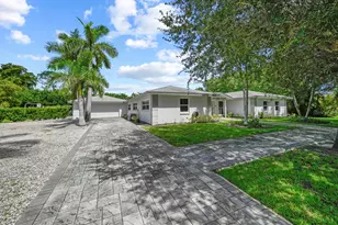 101-105 Saint Andrews Blvd, Naples, FL 34113 - Photo 1