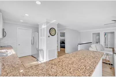 517 42nd Street, Holmes Beach, FL 34217 - Photo 7