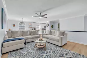 517 42nd St, Holmes Beach, FL 34217 - Photo 3