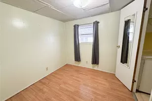 5316 53rd Ave E, Bradenton, FL 34203 - Photo 3