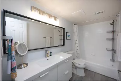 6100 Gulfport Boulevard S #117, Gulfport, FL 33707 - Photo 11