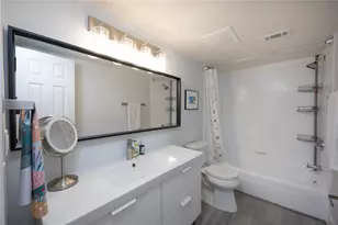 6100 Gulfport Blvd S, Gulfport, FL 33707 - Photo 11