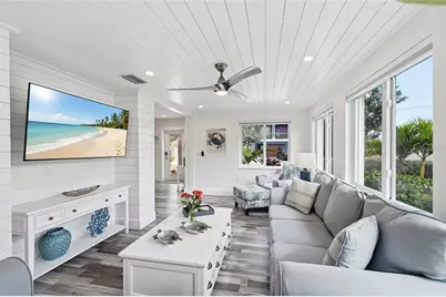 912 N Shore Drive, Anna Maria, FL 34216 - Photo 13