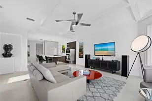 65 Lighthouse Point Dr, Longboat Key, FL 34228 - Photo 17
