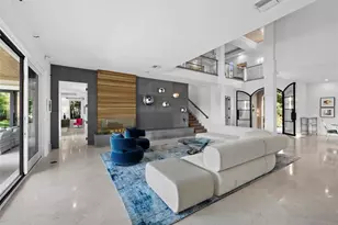 65 Lighthouse Point Dr, Longboat Key, FL 34228 - Photo 9