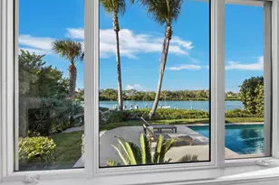 65 Lighthouse Point Dr, Longboat Key, FL 34228 - Photo 23
