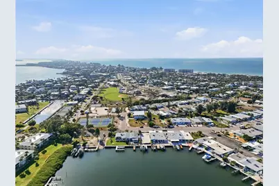 462 63rd Street, Holmes Beach, FL 34217 - Photo 29