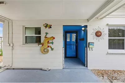 462 63rd Street, Holmes Beach, FL 34217 - Photo 3