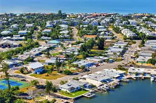 462 63rd St, Holmes Beach, FL 34217 - Photo 31