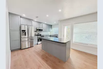 914 W Faith Circle, Bradenton, FL 34212 - Photo 5