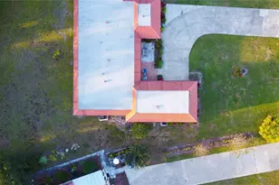 914 W Faith Cir, Bradenton, FL 34212 - Photo 35