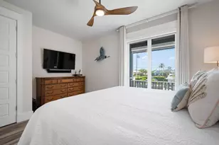 915 N Shore Dr, Anna Maria, FL 34216 - Photo 43