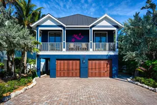 915 N Shore Dr, Anna Maria, FL 34216 - Photo 5