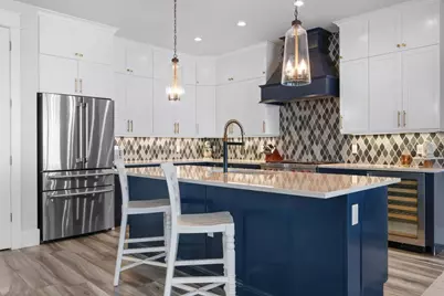 915 N Shore Drive, Anna Maria, FL 34216 - Photo 9