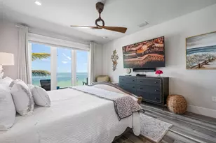 915 N Shore Dr, Anna Maria, FL 34216 - Photo 29