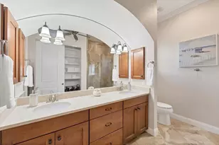 455 Nokomis Ave S, Venice, FL 34285 - Photo 23