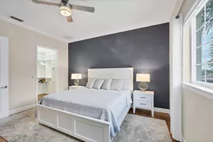 455 Nokomis Ave S, Venice, FL 34285 - Photo 19