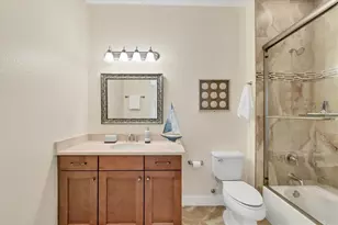 455 Nokomis Ave S, Venice, FL 34285 - Photo 31