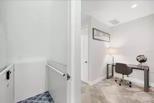 455 Nokomis Ave S, Venice, FL 34285 - Photo 33