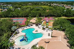 622 Rosemary Cir, Bradenton, FL 34212 - Photo 5