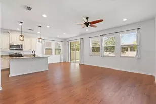 4247 Adelaar Dr, Sarasota, FL 34240 - Photo 15