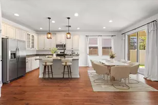 4247 Adelaar Dr, Sarasota, FL 34240 - Photo 7