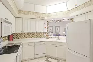 6770 Fairway Gardens Dr, Bradenton, FL 34203 - Photo 13