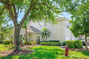 6770 Fairway Gardens Dr, Bradenton, FL 34203 - Photo 5