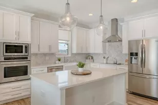 6136 Hollywood Blvd, Sarasota, FL 34231 - Photo 9