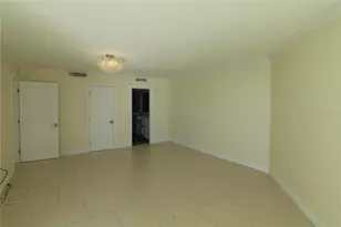 988 Blvd of the Arts, Sarasota, FL 34236 - Photo 33